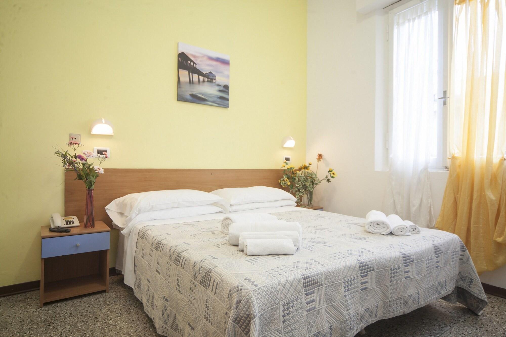 Hotel Eliseo ริมินี ภายนอก รูปภาพ