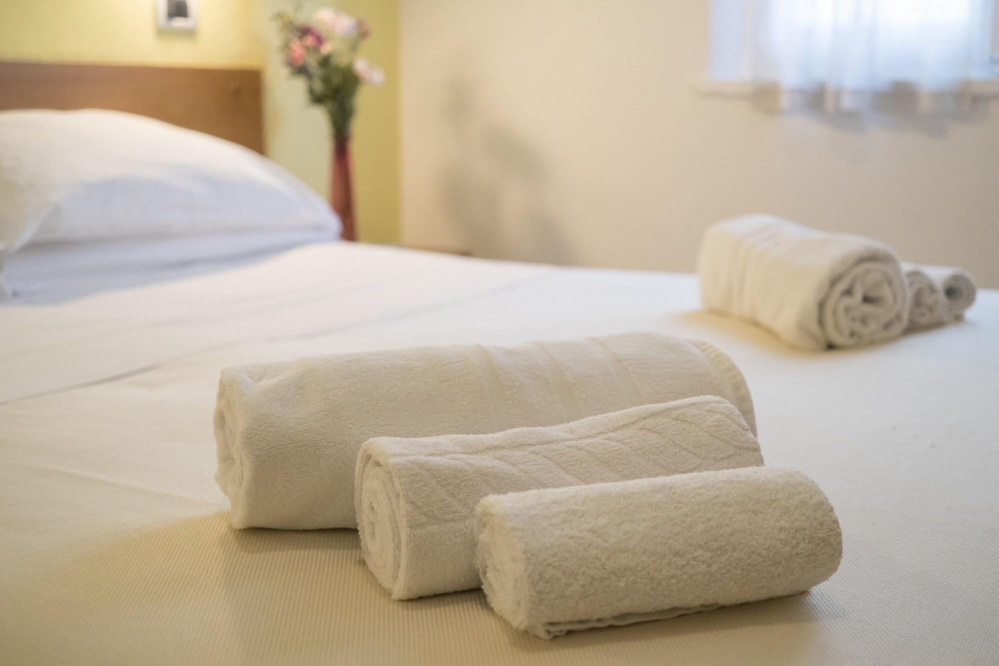 Hotel Eliseo ริมินี ภายนอก รูปภาพ