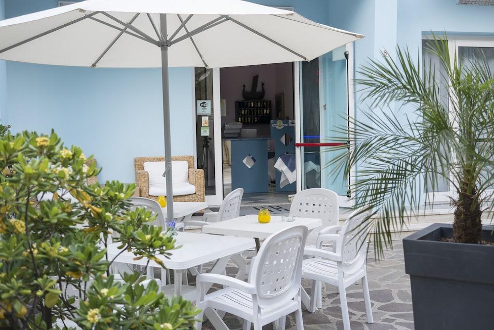 Hotel Eliseo ริมินี ภายนอก รูปภาพ